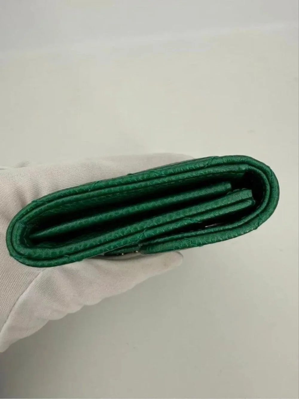 Chanel Emerald Green Metallic Caviar Leather Card Case
